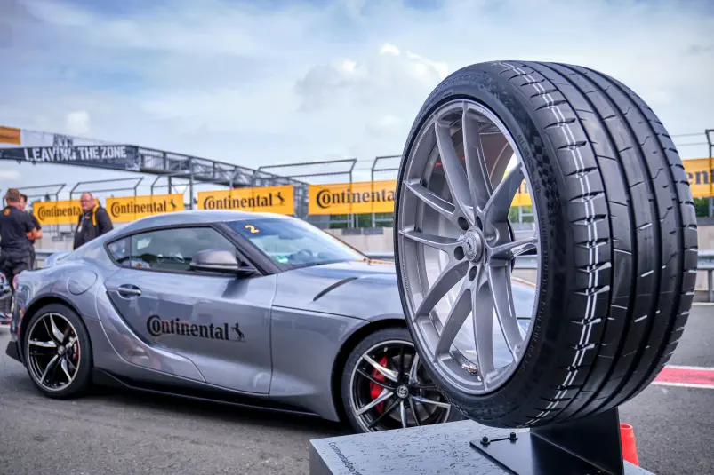 Continental представя новата SportContact 7